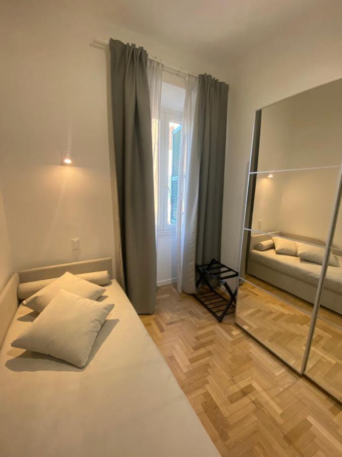 Colosseum Rome Guest House Luil מראה חיצוני תמונה